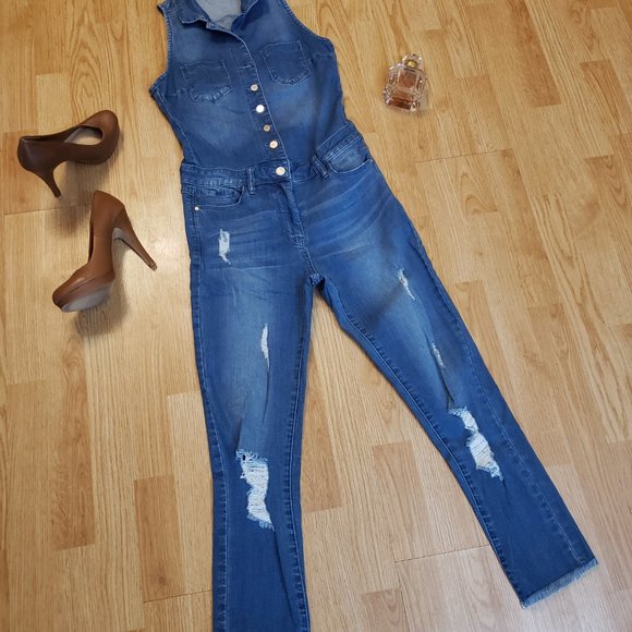 Bebe denim jumpsuit - Picture 3 of 11